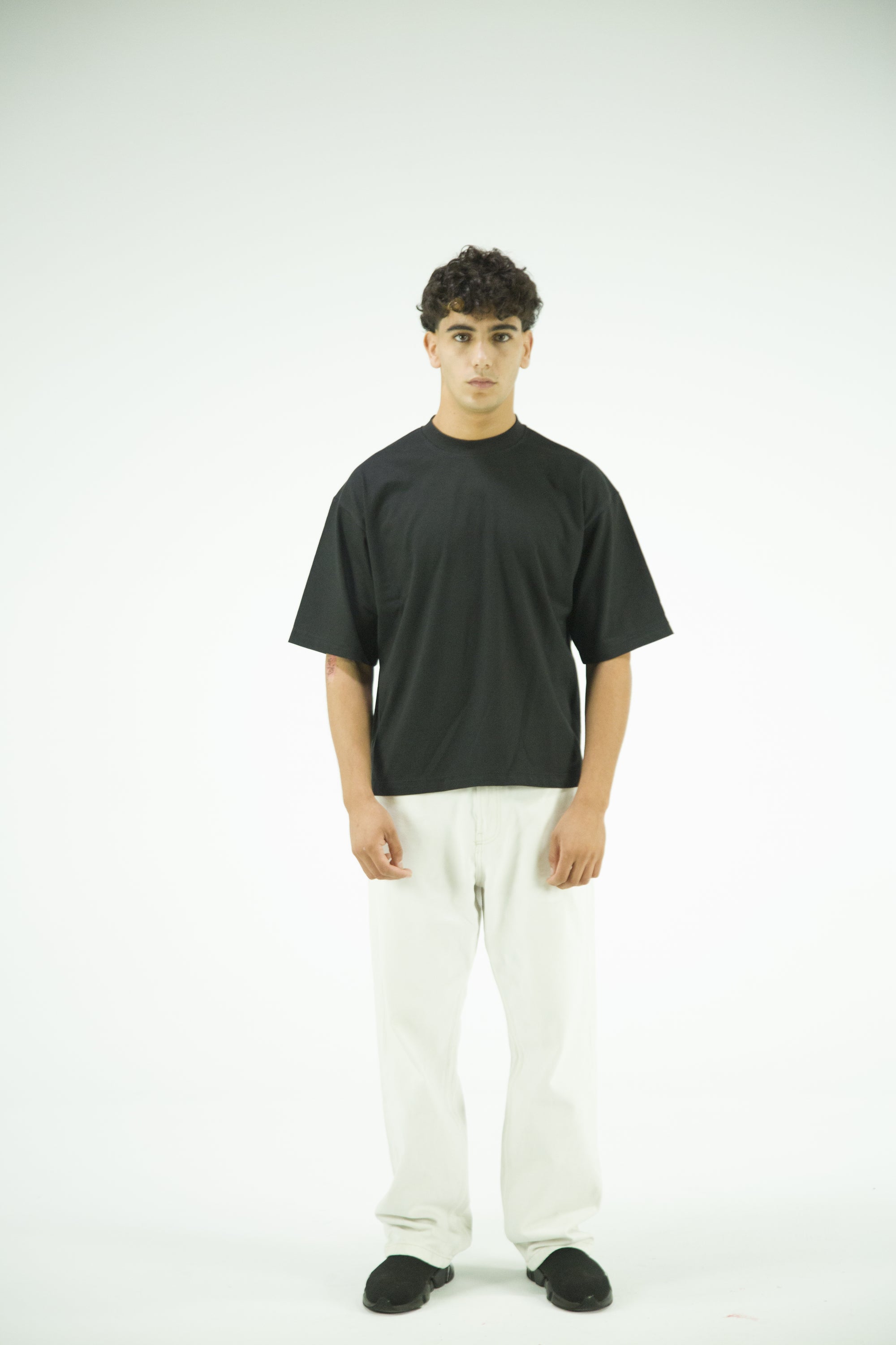 Basic BLANK tee - BLACK